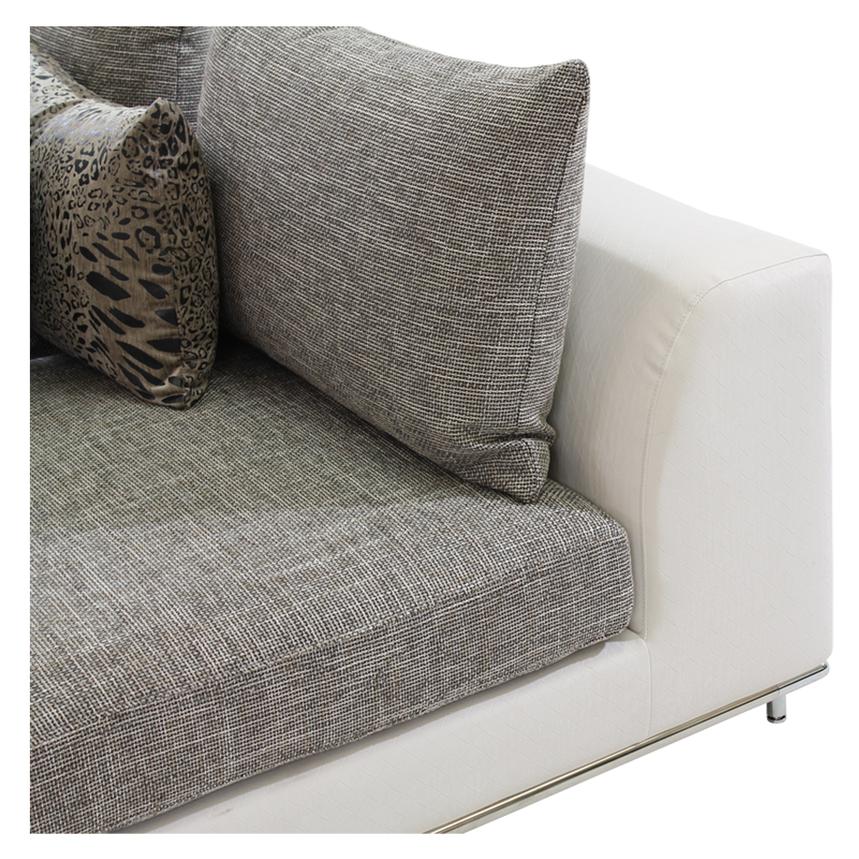 Hanna Sectional Sofa w/Right Chaise  alternate image, 5 of 7 images.