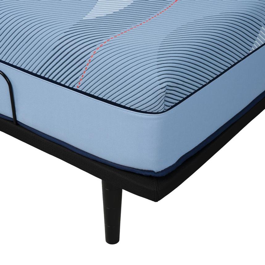 Pro Reno Hybrid-Firm Queen Mattress w/Ease® Powered Base by Stearns & Foster  alternate image, 3 of 5 images.