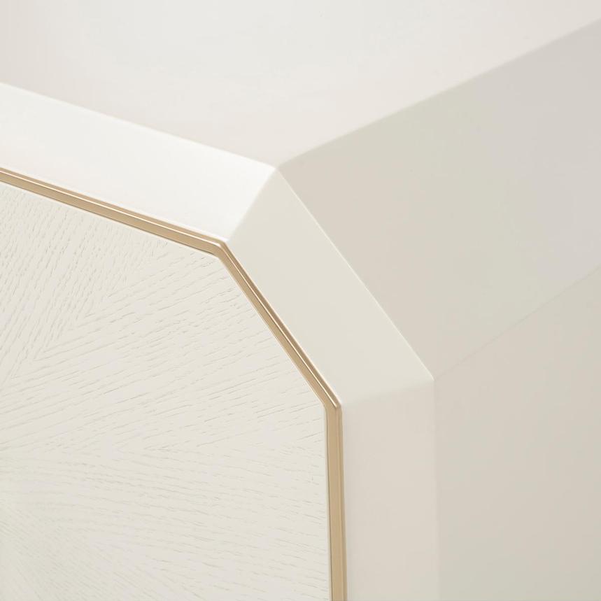 La Rachelle TV Base  alternate image, 8 of 11 images.