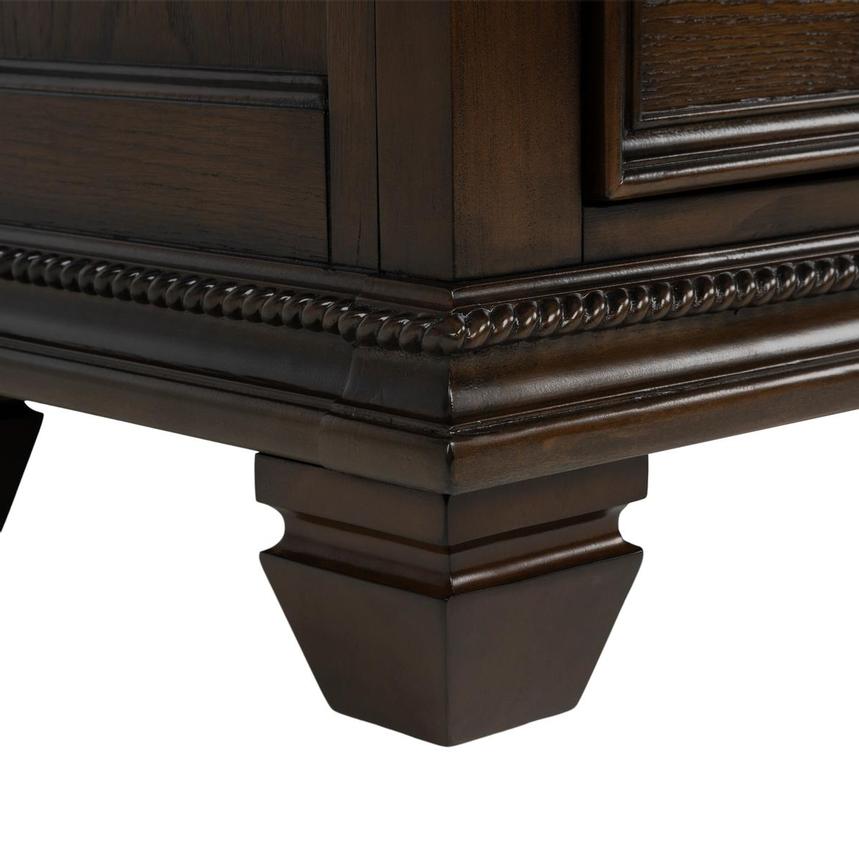 Tomas Dresser  alternate image, 13 of 13 images.